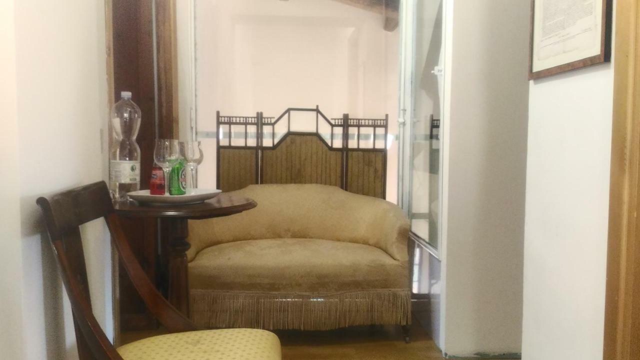 Baduerughe Guest House Poggio Mirteto Bagian luar foto