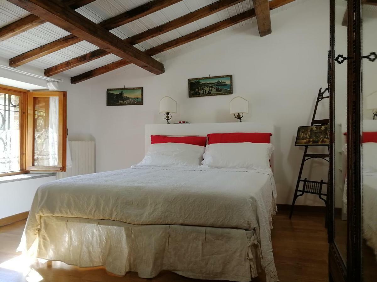 Baduerughe Guest House Poggio Mirteto Bagian luar foto